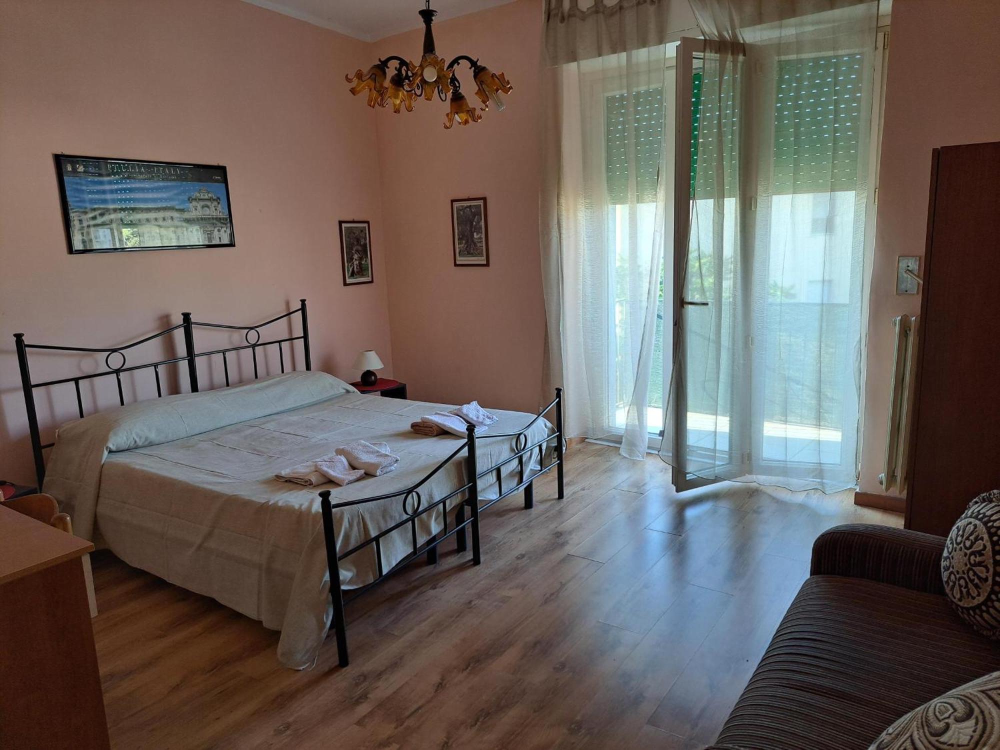 Ferienwohnung Mamma Gina Lecce Exterior foto
